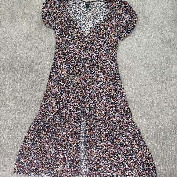 wild fable Dresses & Skirts - Floral Dress Never Worn